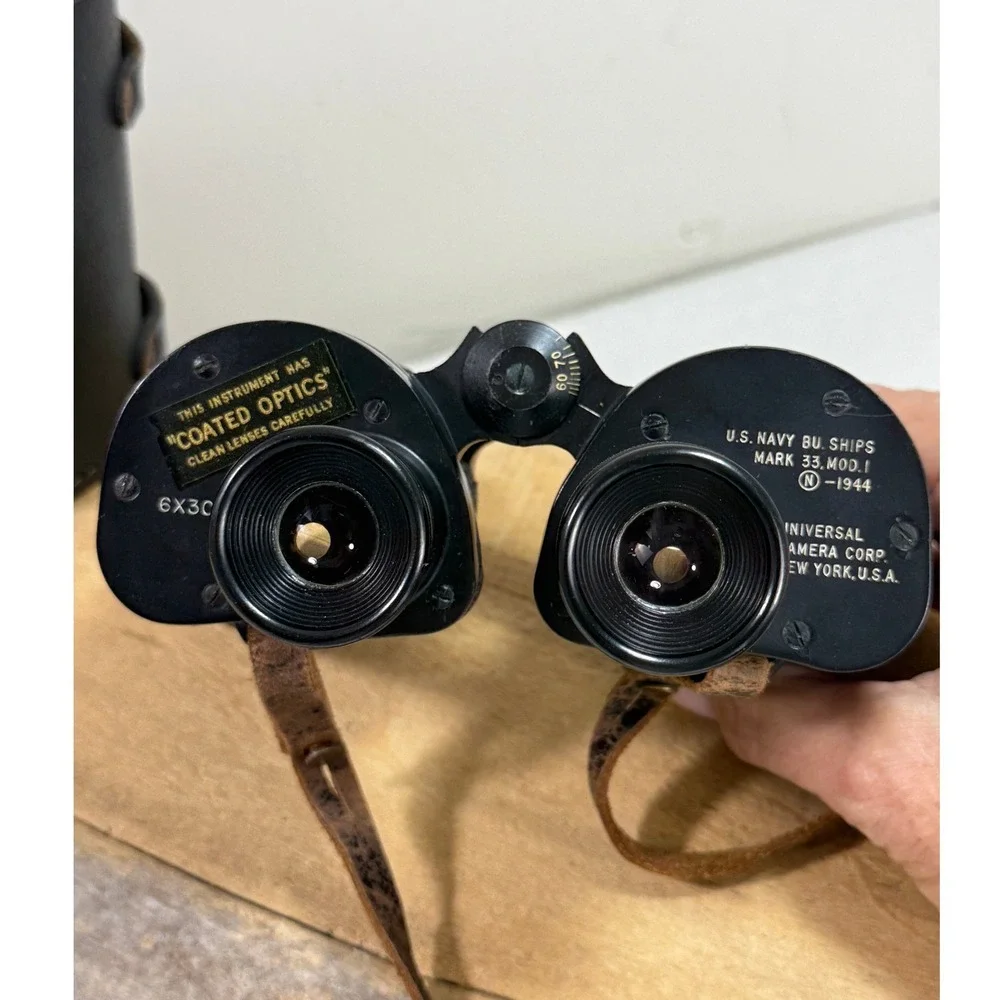 Vintage 1944 U.S. Navy Bu. Ships Mark 33 Mod 1 6x30 Binoculars Universal Camera